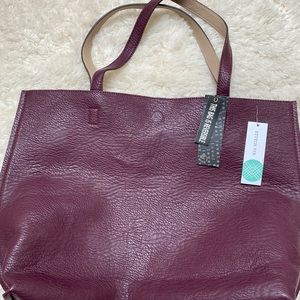 Reversible tote bag